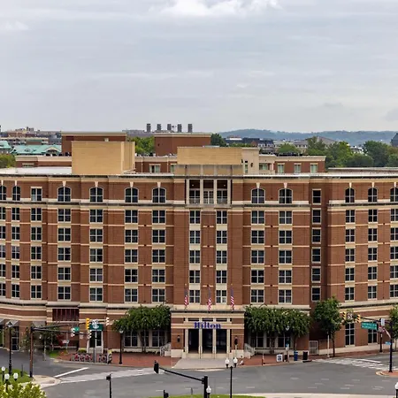 Hilton Alexandria Old Town Hotel